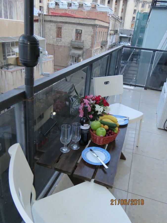 Atlas Hotel Tbilisi Exterior foto